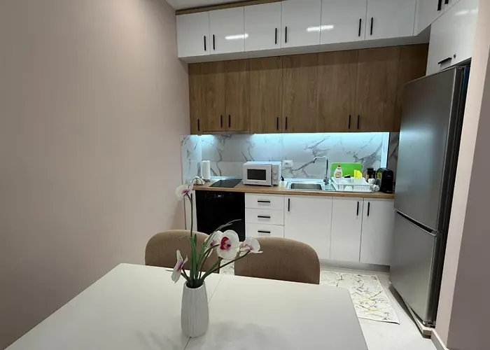 Esmeralda Apartament *